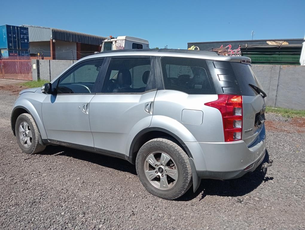 Xuv 500 Rexton Auction Nation - MAHINDRA XUV 500 RHD