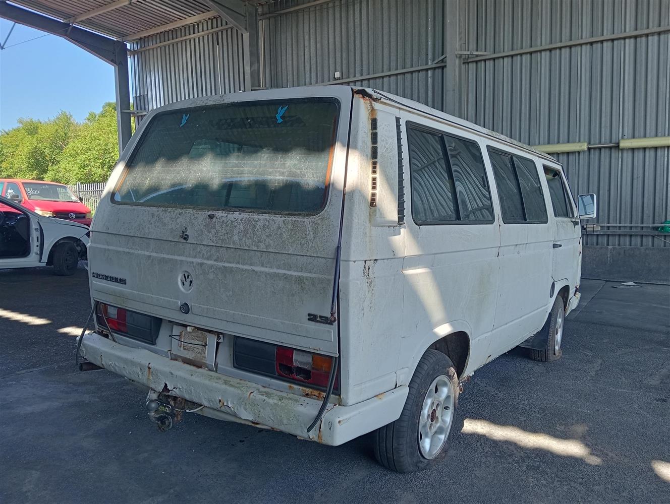 Auction Nation - VOLKSWAGEN MICROBUS 2.3 P/S