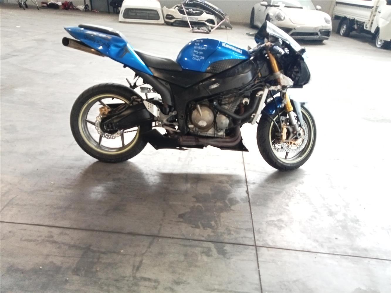 NANA NEW 2026 Kawasaki Ninja ZX-6R ZX636JTFAN (GN1/GY2) for sale