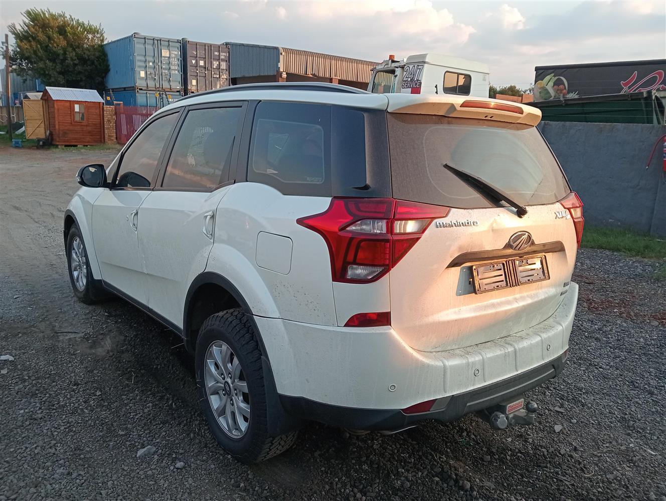 Xuv 500 Rexton Auction Nation - MAHINDRA XUV 500