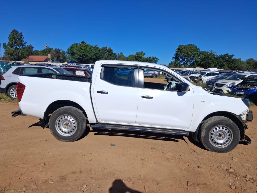 Navara Hamilton Auction Nation - NISSAN NAVARA