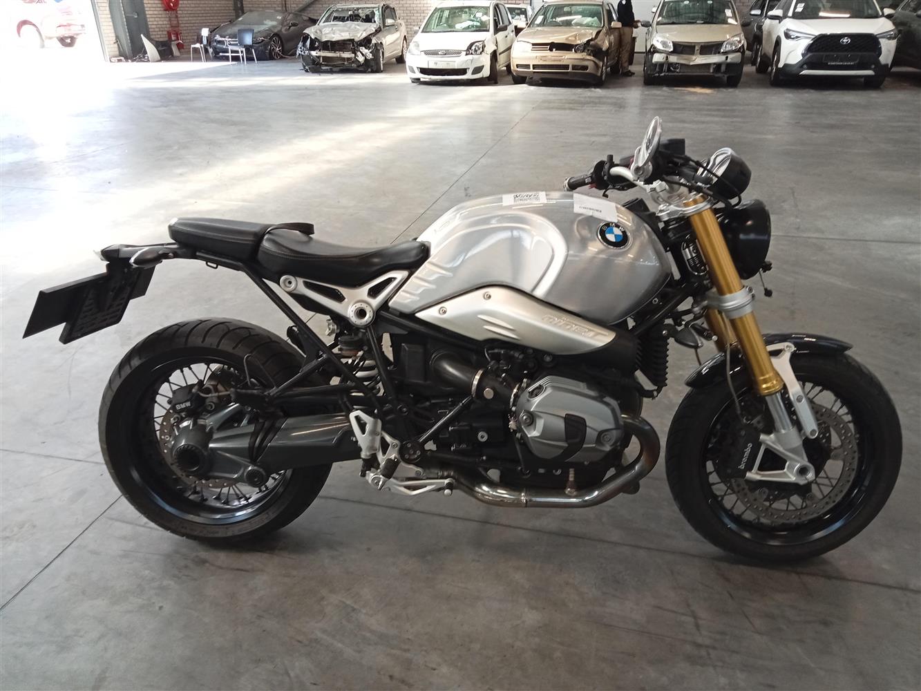 Auction Nation - BMW R1ST