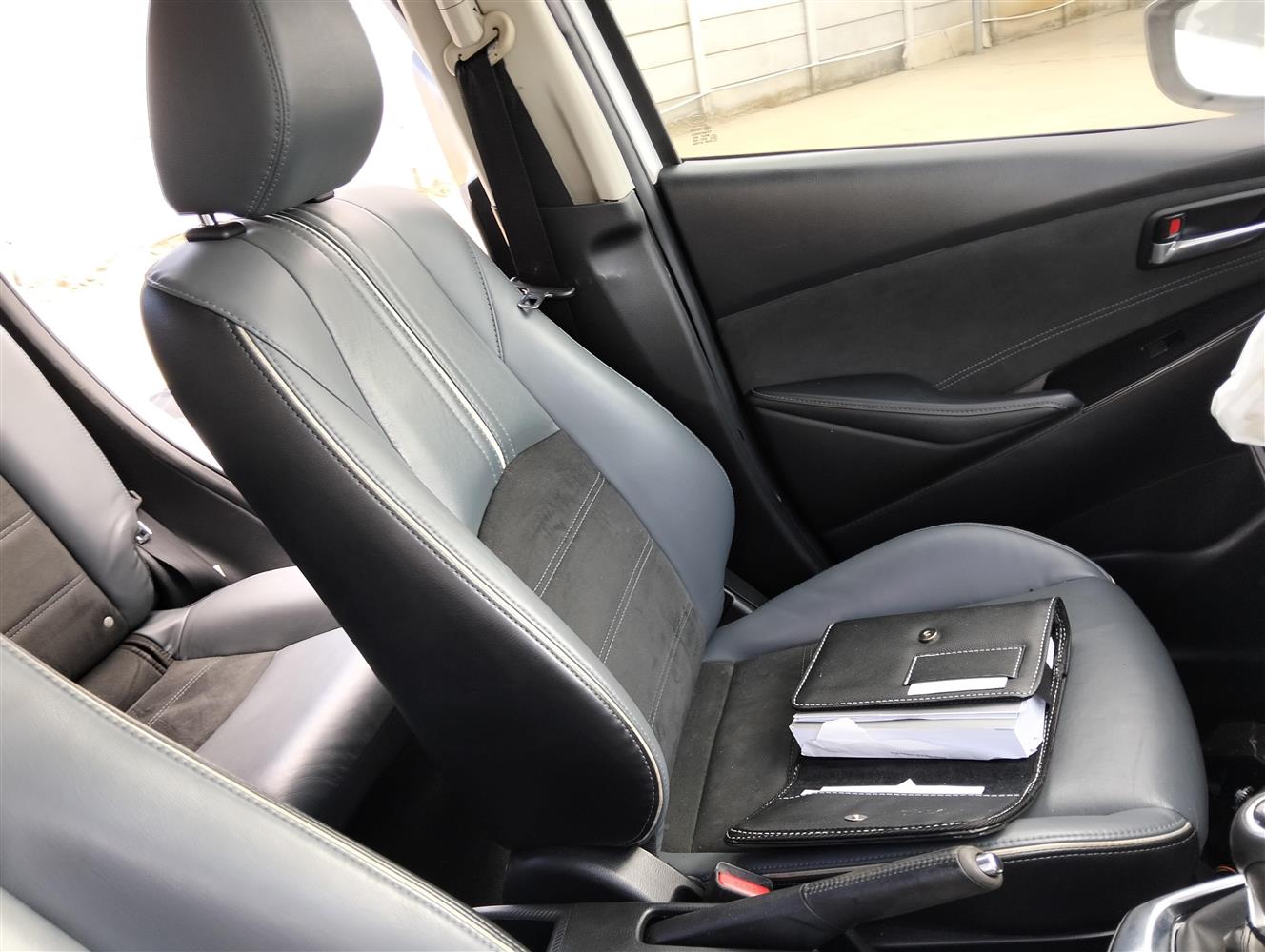 Auction Nation - MAZDA MAZDA 2