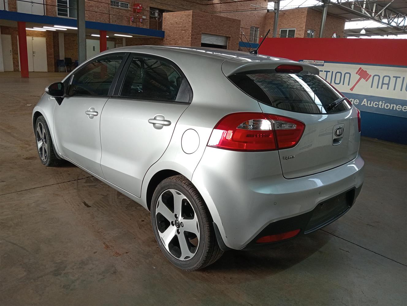 Kia Rio Silver Rear Auction Nation - KIA RIO