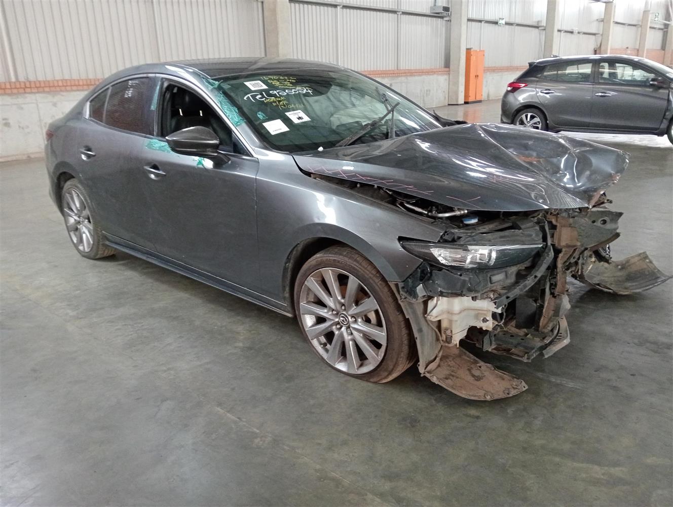 Masa 9511様 Auction Nation - MAZDA MAZDA3 1.5 INDIVIDUAL A/T