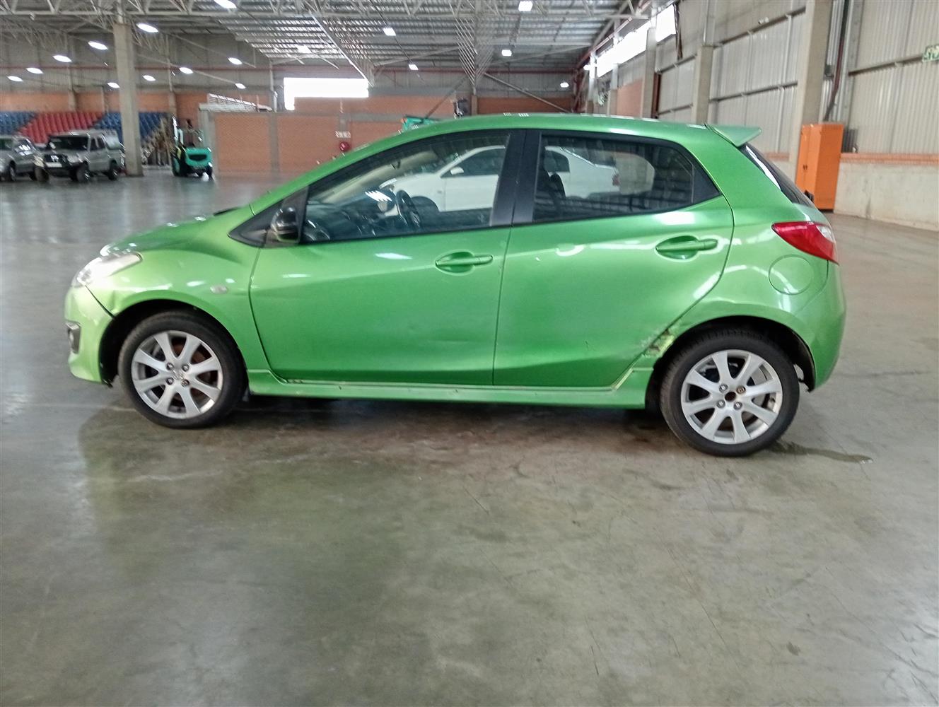 Auction Nation - MAZDA 2 DYNAMIC