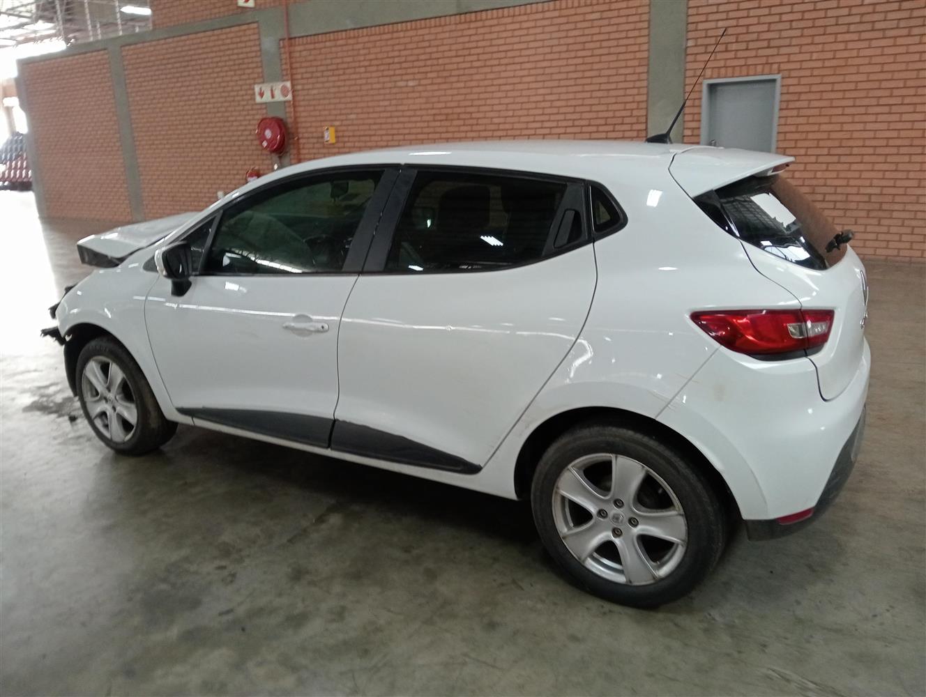 Auction Nation - RENAULT CLIO IV 900 T EXPRESSION 5DR (66KW)