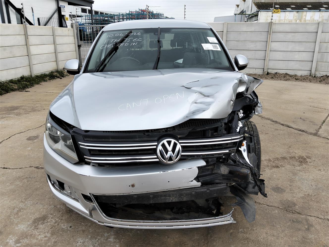 2012 VOLKSWAGEN TIGUAN 1.4 TSi B/MO TREN-FUN (90KW)
