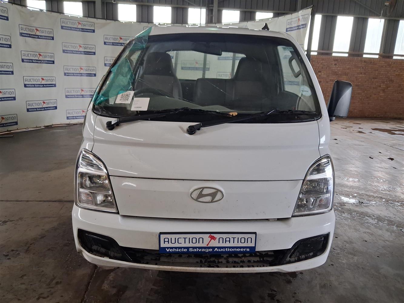 2025 HYUNDAI H-100