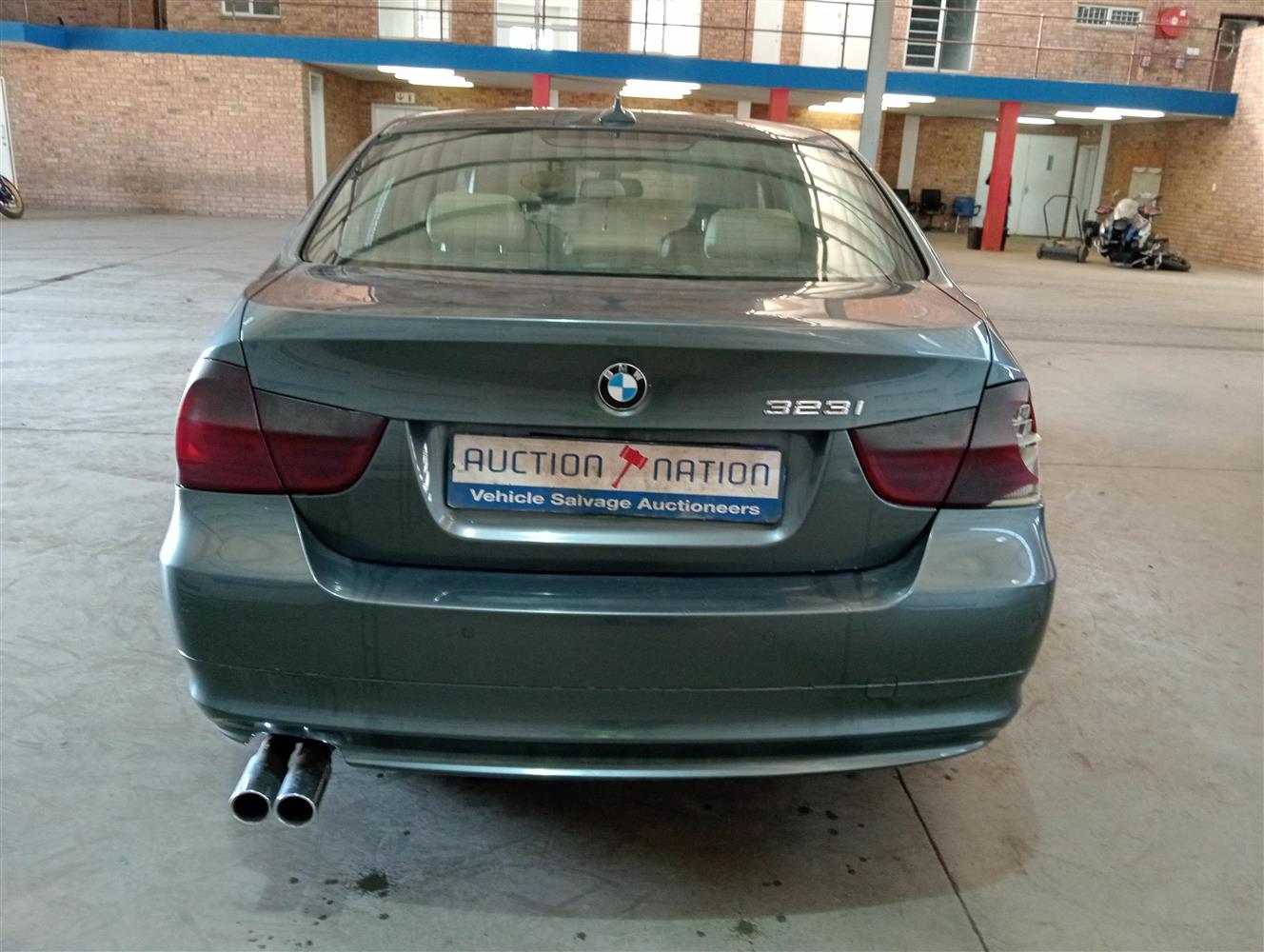 Auction Nation - BMW 323i A/T (E90)