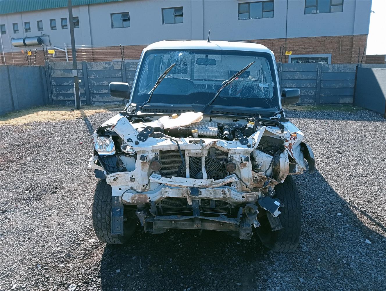 2025 MAHINDRA PIK UP 2.2