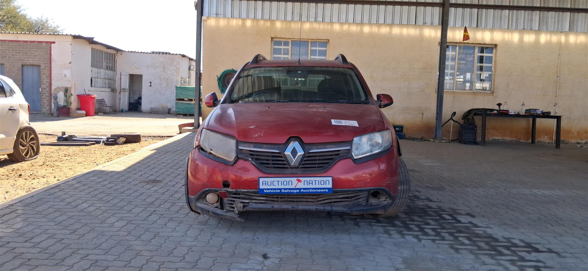 2016 RENAULT SANDERO
