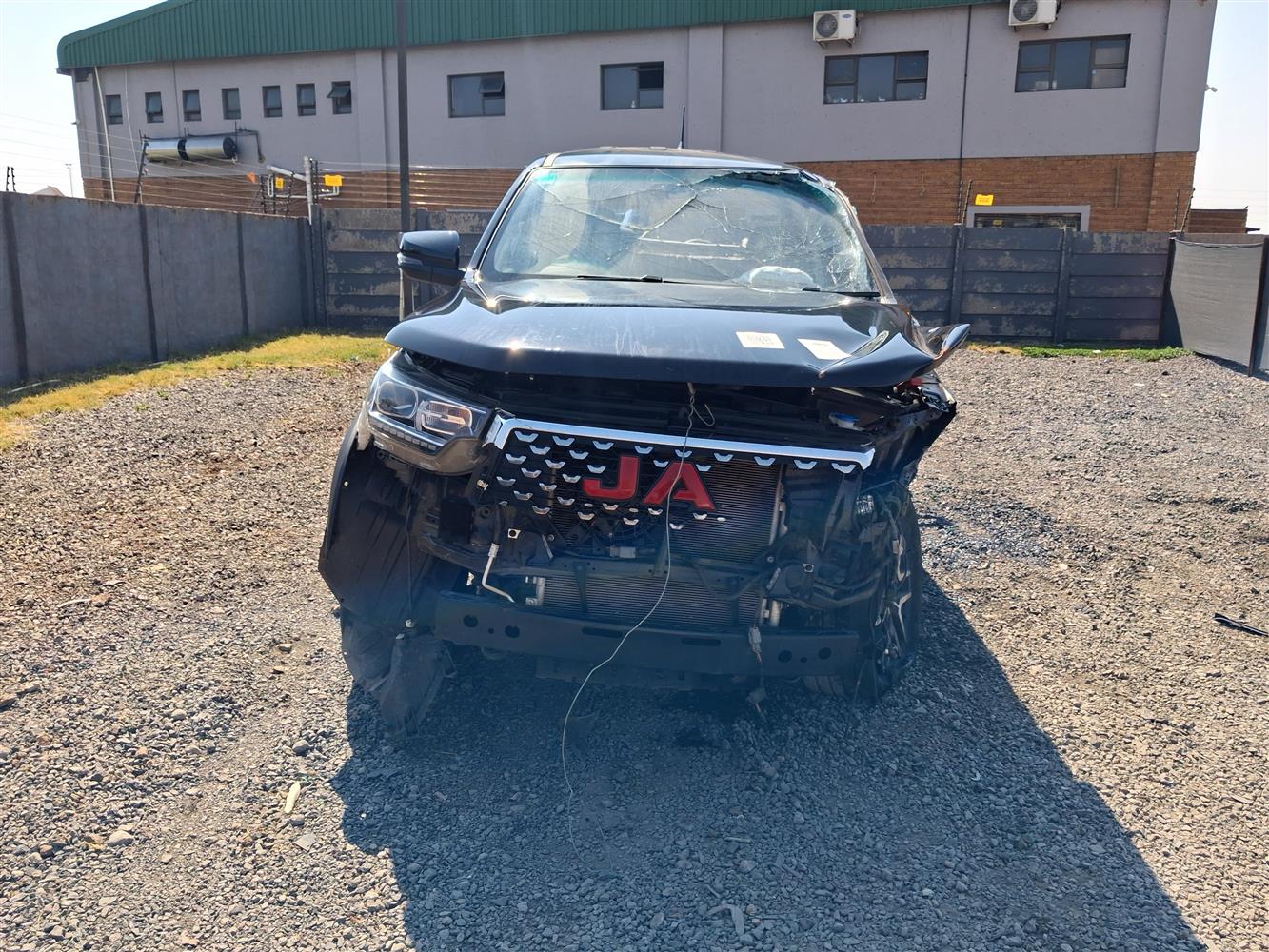 2025 JAC T8
