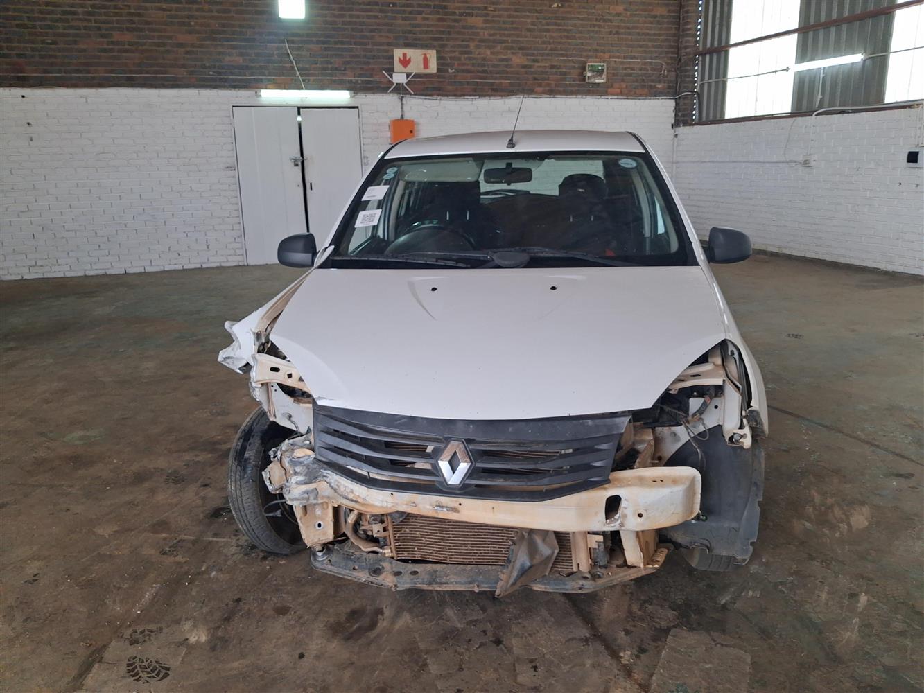 2014 RENAULT SANDERO