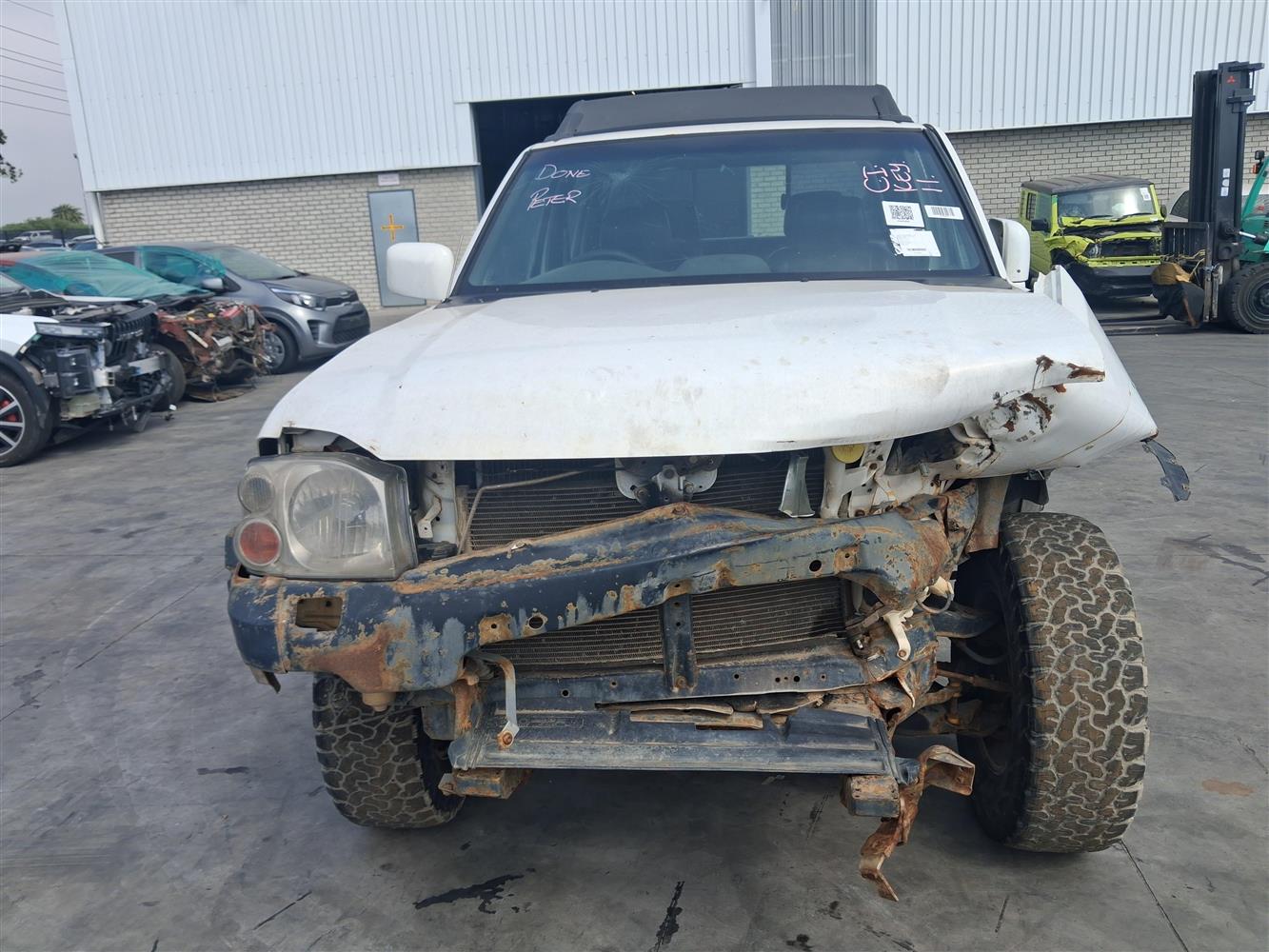 2006 NISSAN HARDBODY 3300i SEL 4X4 (J66) P/U D/C