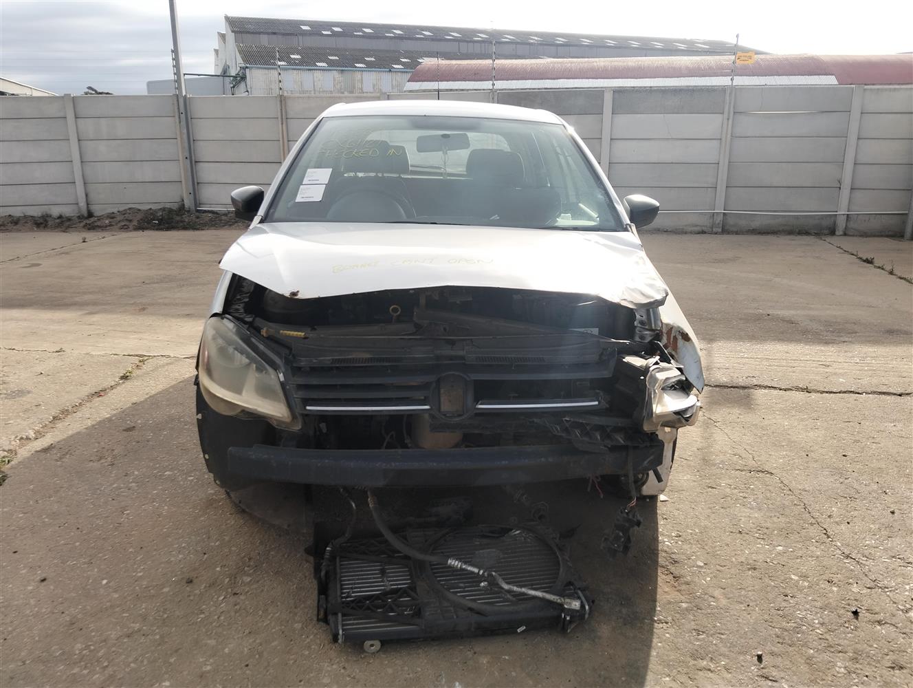 2015 VOLKSWAGEN POLO VIVO BLUE LINE