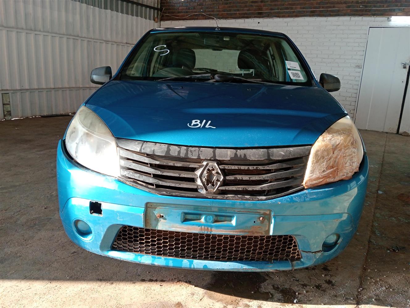 2011 RENAULT SANDERO