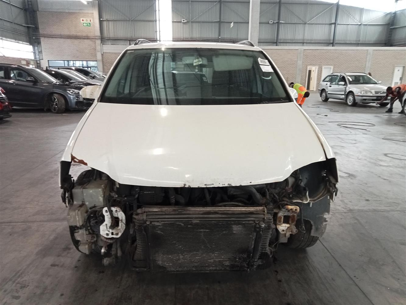 2005 VOLKSWAGEN VW 358-TOURAN