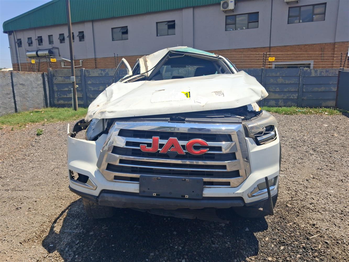 2022 JAC JAC T8