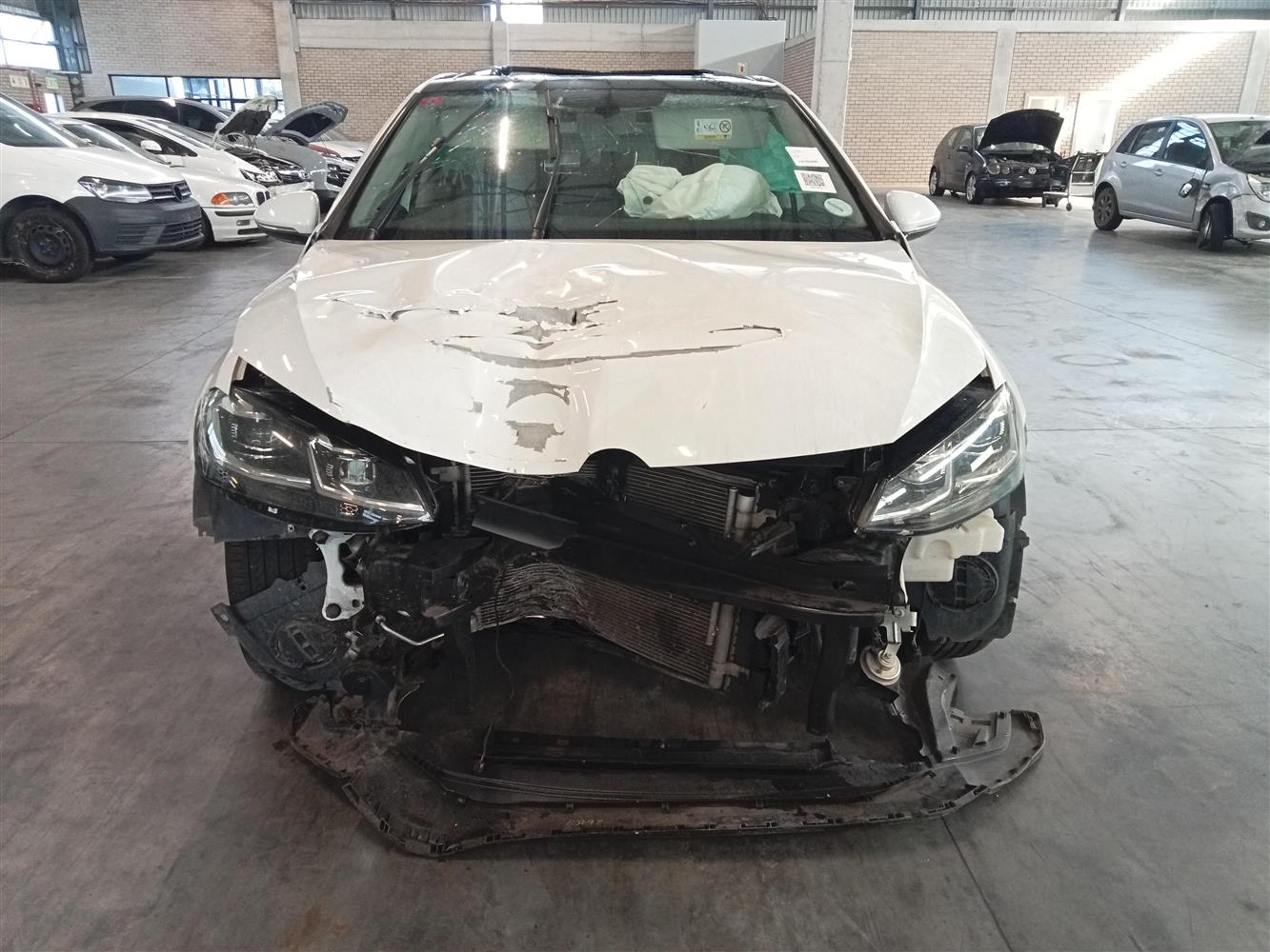2019 VOLKSWAGEN GOLF VII 1.0 TSI COMFORTLINE