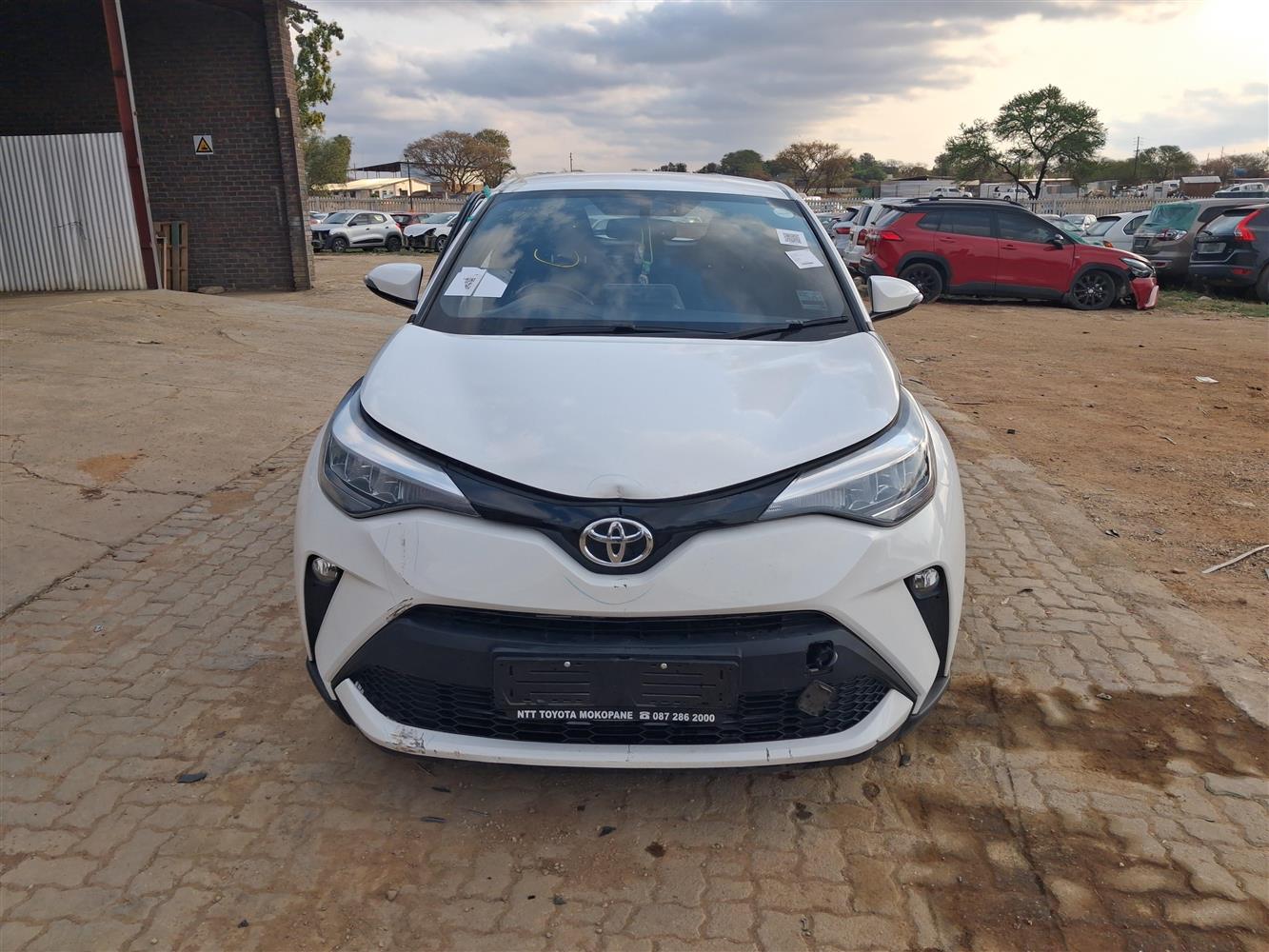 2021 TOYOTA C-HR 1.2T PLUS CVT