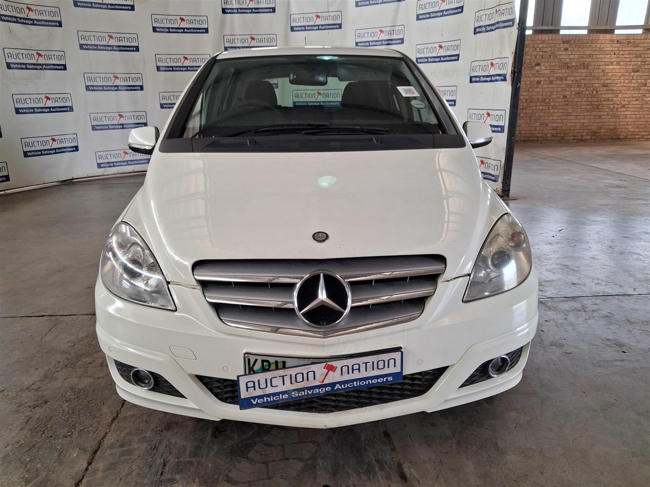 2011 MERCEDES-BENZ T245