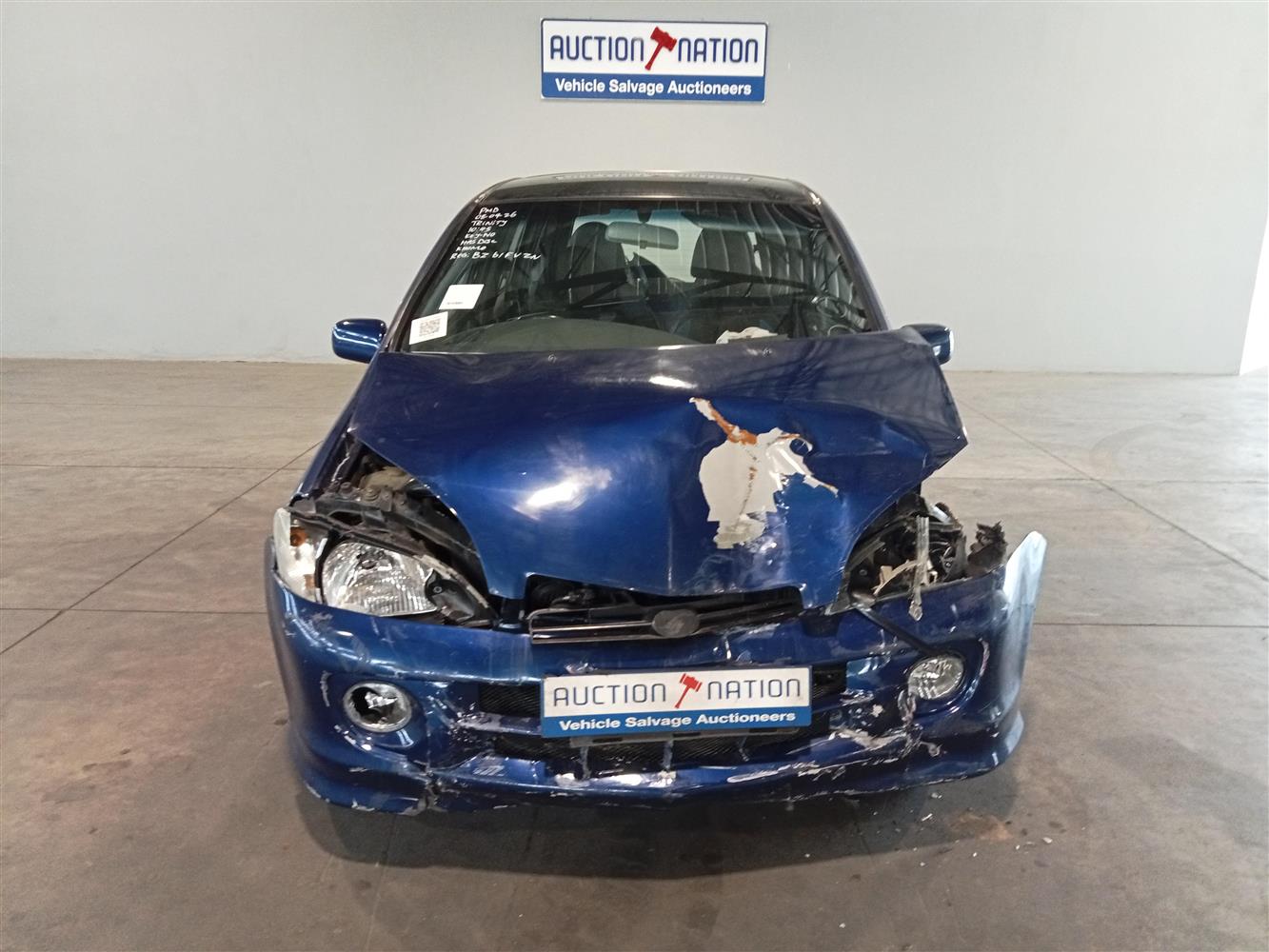 2002 DAIHATSU YRV