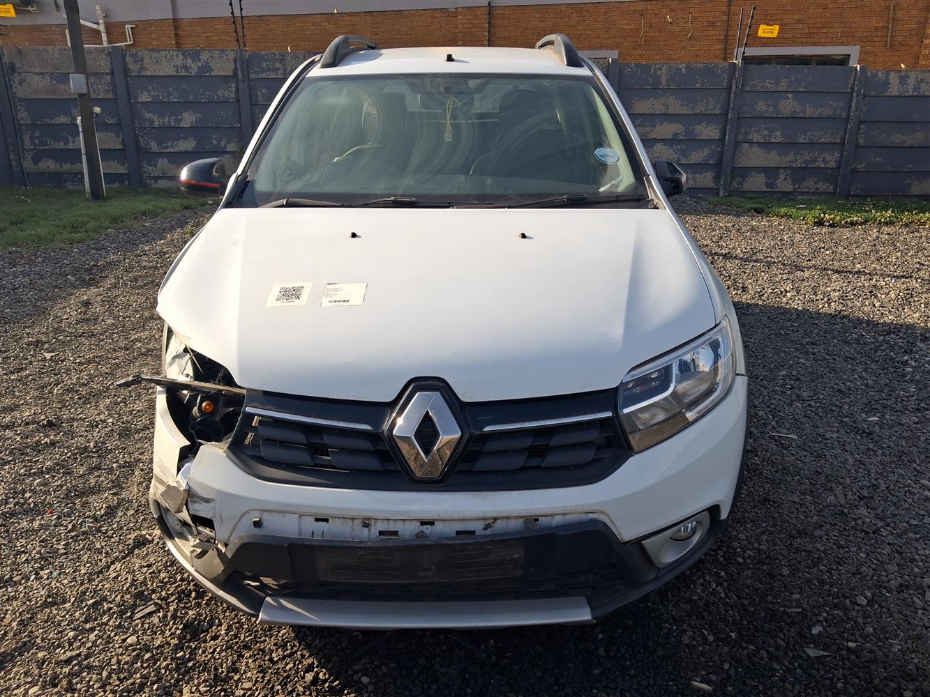 2020 RENAULT SANDERO