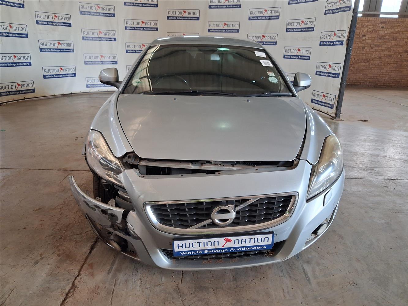 2013 VOLVO C70