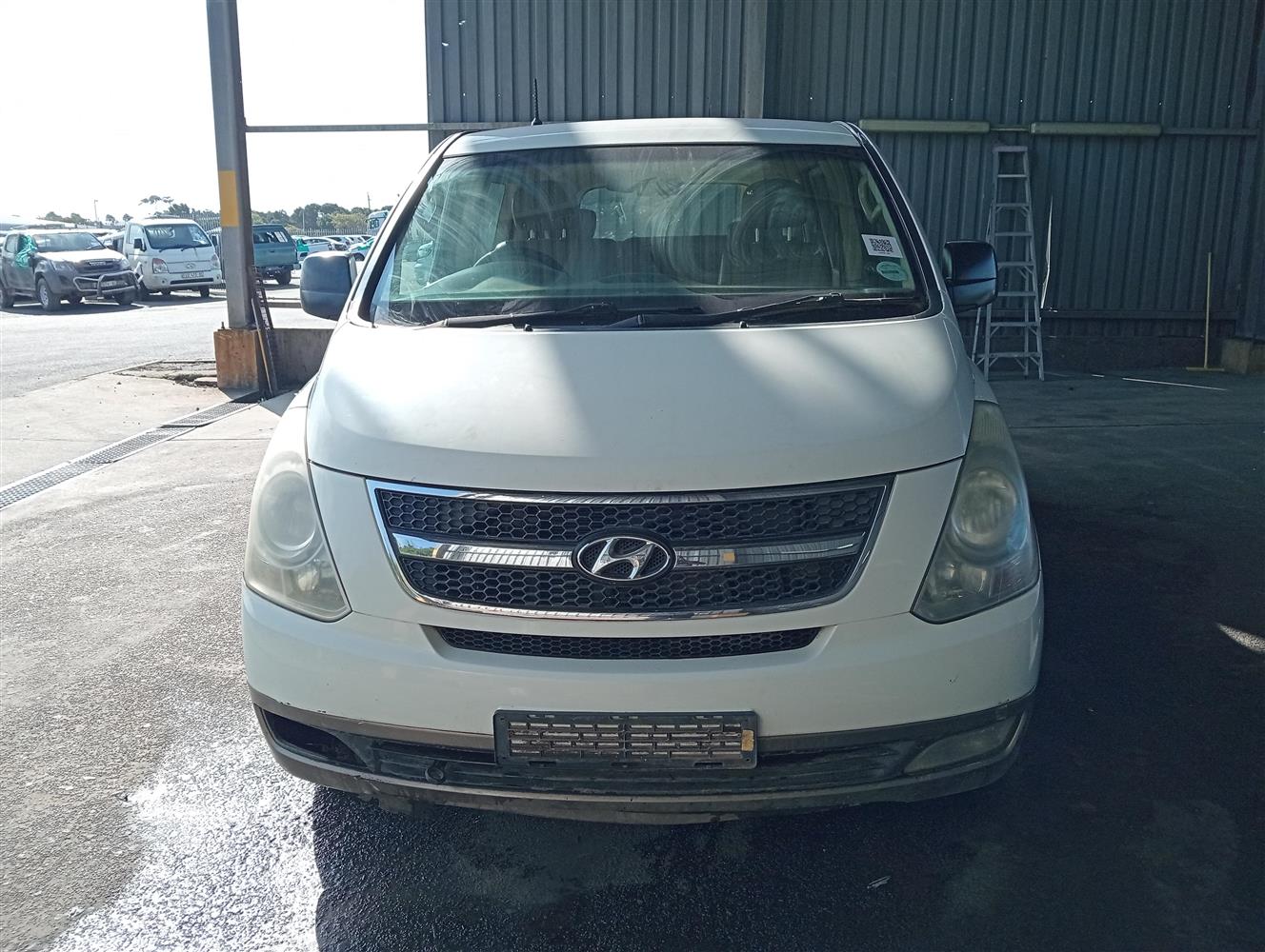 2011 HYUNDAI H-1 2.5 CRDI (VGT) WAGON A/T