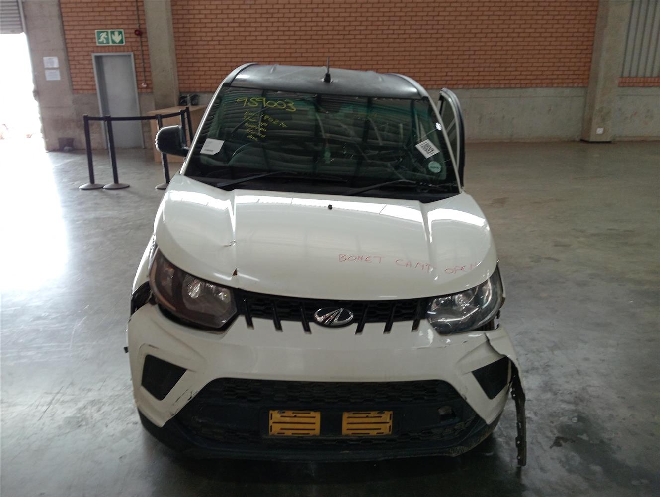 2021 MAHINDRA KUV 100 1.2 K2+ NXT
