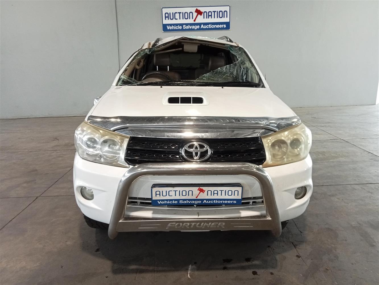 2011 TOYOTA FORTUNER