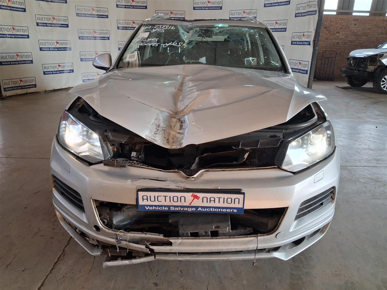 2014 VOLKSWAGEN TOUAREG 3.0 V6 TDI TIP BLU MOT 180kw
