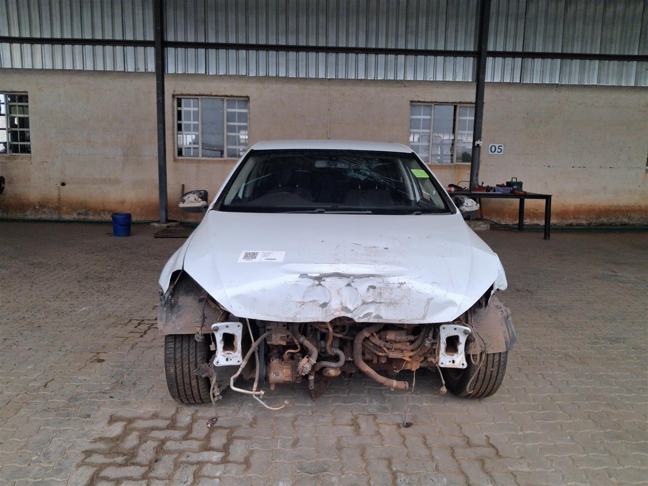 2014 VOLKSWAGEN VW