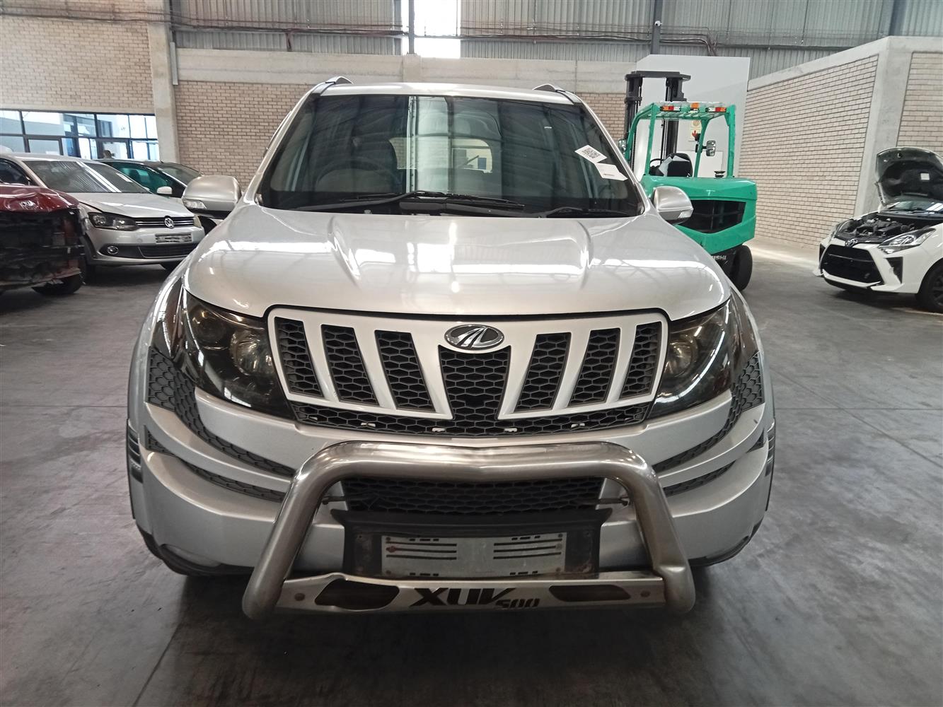 2015 MAHINDRA XUV 500 2.2D MHAWK (W8) 7 SEAT