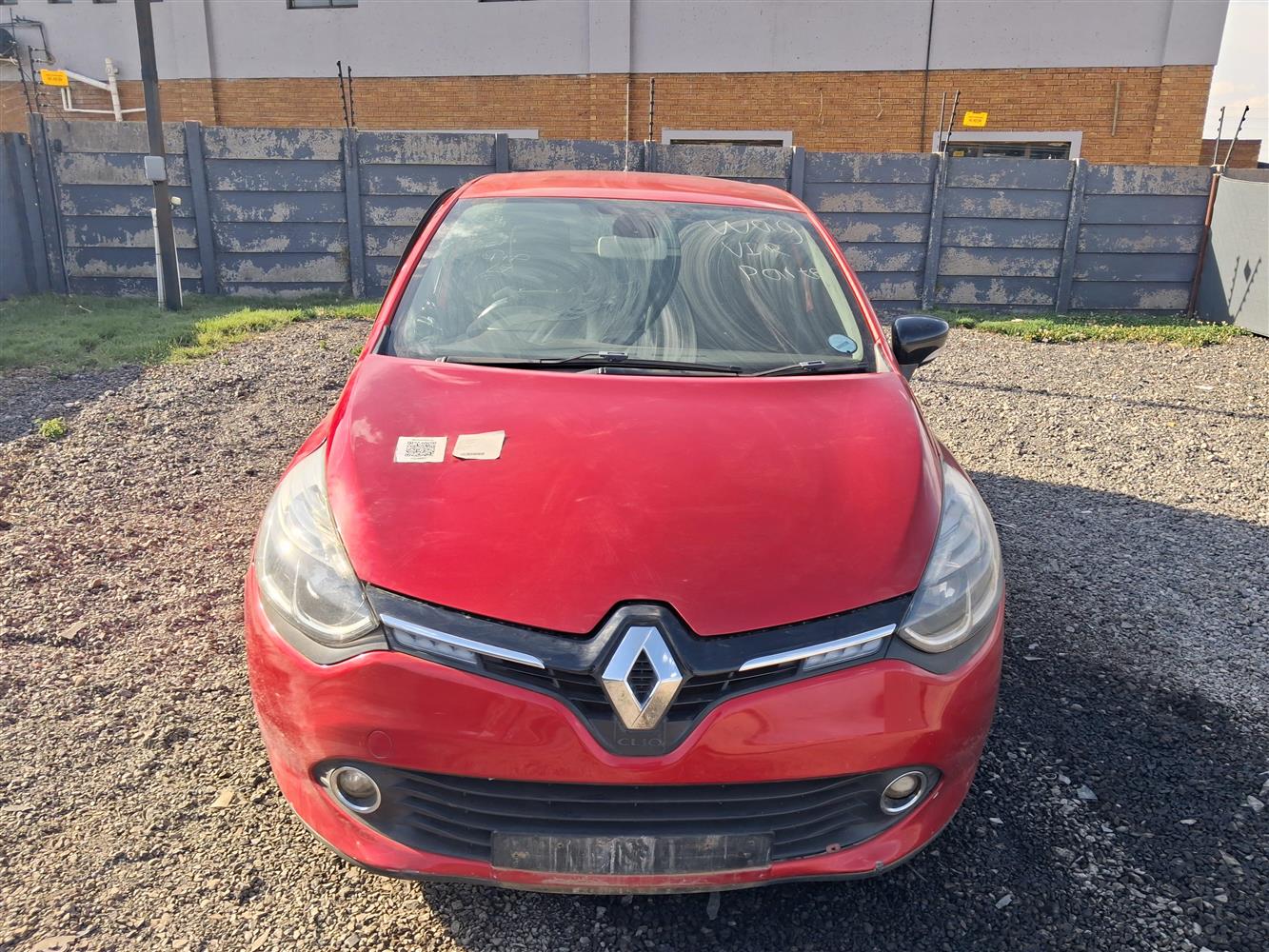 2013 RENAULT CLIO IV